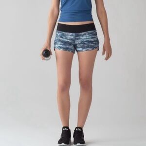 Lululemon Speed Short (4-way
Stretch 2.5'")
